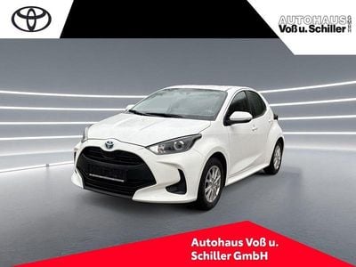 Gebraucht Toyota Yaris Hybrid 116 PS (85 kW) 2022 Weiß Kleinwagen