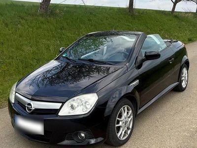 Second-hand Opel Tigra 2003 Negru Cabrio