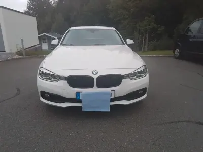 Gebraucht BMW 318 Advantage 150 PS (110 kW) 2018 Weiß Kombi