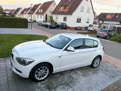 Gebraucht BMW 116 Sport Line 136 PS (100 kW) 2015 Weiß Kleinwagen