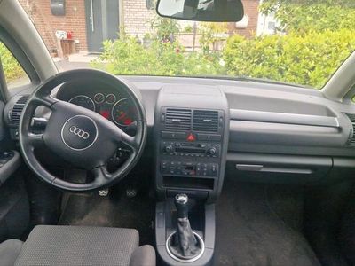 Audi A2