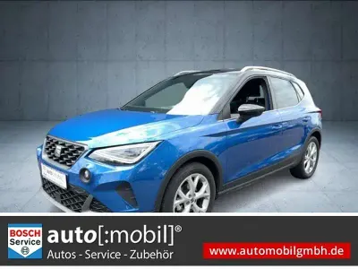 Käytetty Seat Arona FR 116 HP (85 kW) 2025 Sininen Katumaasturi