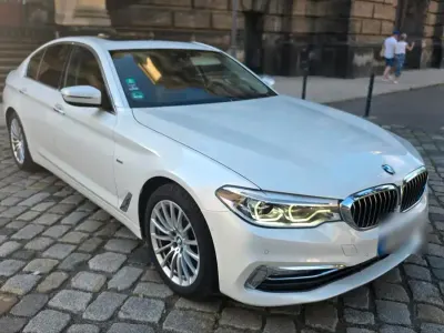 Gebraucht BMW 520 Sport Line 190 PS (139 kW) 2018 Weiß Limousine