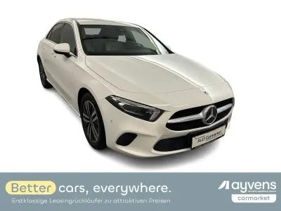 Gebraucht Mercedes A200 Progressive 163 PS (119 kW) 2022 Weiß Limousine