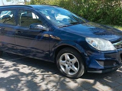 Usado Opel Astra 101 HP (74 kW) 2007 Azul Carrinha