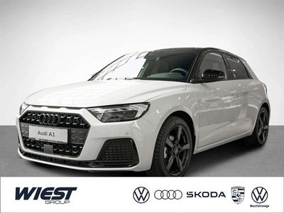 Gletscherweiß metallic Neu 2025 Audi A1 Advanced Plus Limousine | 38.490 € (Teuer)