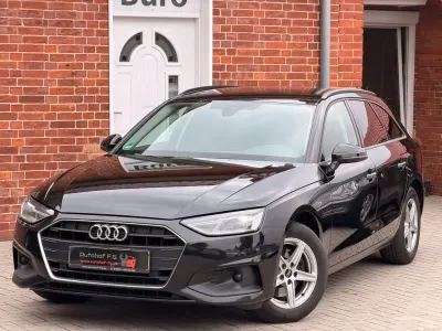 Gebraucht Audi A4 Sport 163 PS (119 kW) 2023 Schwarz Kombi