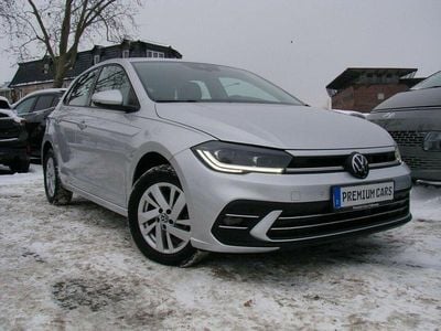 Reflexsilber metallic Gebraucht 2023 VW Polo Style Kleinwagen | 19.980 € (Guter Preis)