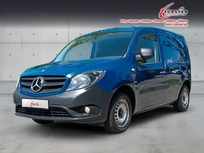 Gebraucht Mercedes Citan 109 90 PS (66 kW) 2017 Blau Van / Kleinbus