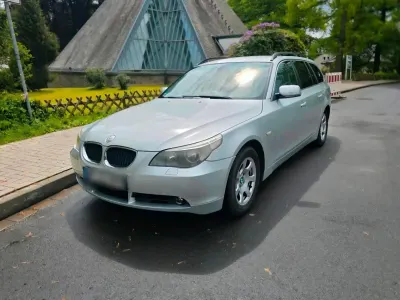 Gebraucht BMW 525 192 PS (141 kW) 2005 Silber Kombi
