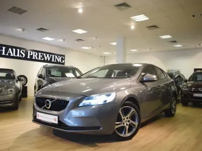Gebraucht Volvo V40 150 PS (110 kW) 2016 Grau Limousine