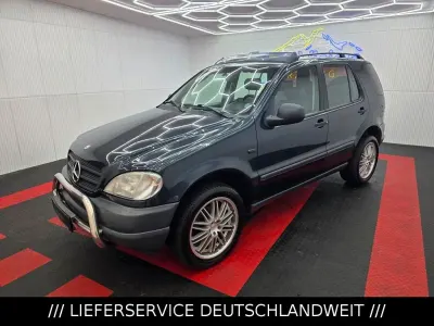 Gebraucht Mercedes ML320 218 PS (160 kW) 1999 Schwarz SUV