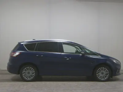 Gebraucht Ford S-MAX Titanium 150 PS (110 kW) 2022 Blau Van / Kleinbus