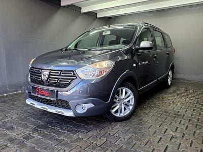 Usata Dacia Lodgy Stepway 131 CV (96 kW) 2022 Grigio Monovolume