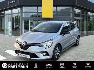 Gebraucht Renault Clio V Equilibre 67 PS (49 kW) 2023 Grau Kleinwagen