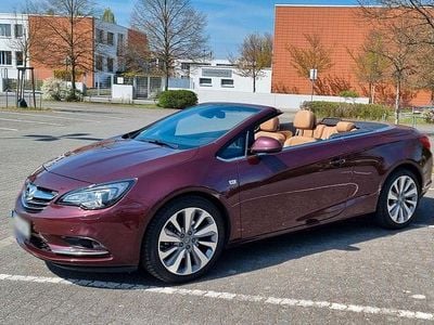 Second-hand Opel Cascada Innovation 165 CP (121 kW) 2014 Roșu Cabrio
