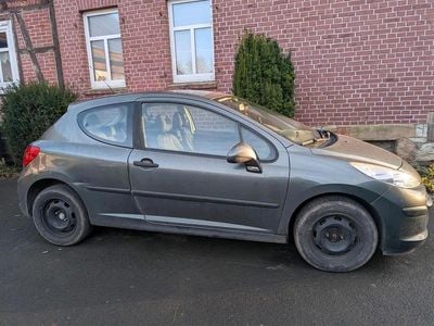 Gebraucht Peugeot 207 95 PS (69 kW) 2009 Grau Kleinwagen