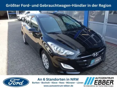 Gebraucht Hyundai i30 Trend 110 PS (80 kW) 2017 Mic (schwarz Kombi