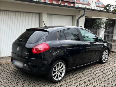 Gebraucht Fiat Bravo 140 PS (102 kW) 2010 Schwarz Kleinwagen