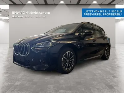 Gebraucht BMW 223 Active Tourer M Sport 197 PS (144 kW) 2025 Schwarz Van / Kleinbus