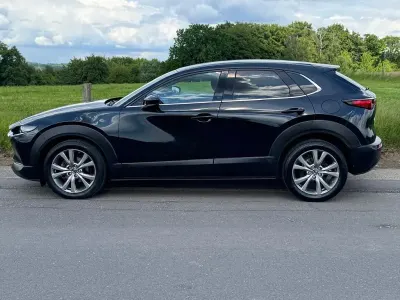 Używany Mazda CX-30 Selection 116 KM (85 kW) 2020 Czarny SUV