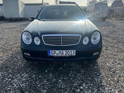 Schwarz Gebraucht 2006 Mercedes 200 Limousine | 3.000 €