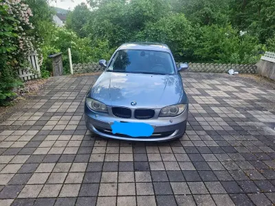 Gebraucht BMW 116 Lifestyle 122 PS (89 kW) 2011 Blau Kleinwagen