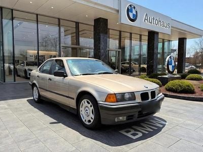 Gebraucht BMW 316 100 PS (73 kW) 1992 Beige Limousine