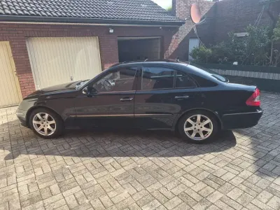 Gebraucht Mercedes E280 Avantgarde 231 PS (169 kW) 2007 Schwarz Limousine