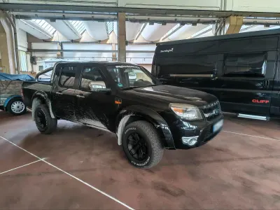 Gebraucht Ford Ranger 143 PS (105 kW) 2011 Schwarz Pickup