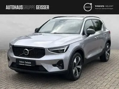 Gebraucht Volvo XC40 Plus 197 PS (144 kW) 2025 Aurora silver SUV