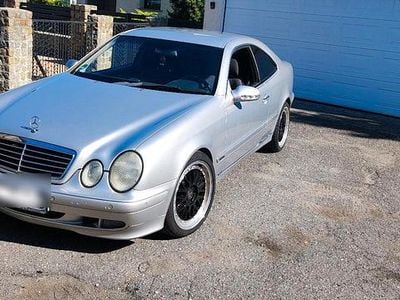 Mercedes CLK230