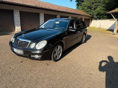 Mercedes E280