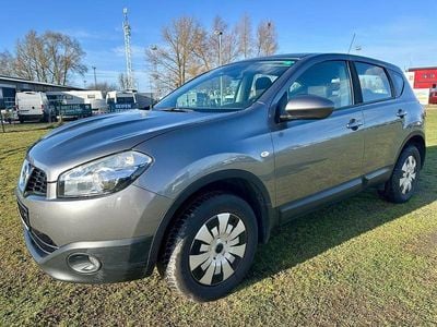 Gebraucht Nissan Qashqai Acenta 131 PS (96 kW) 2012 Grau SUV