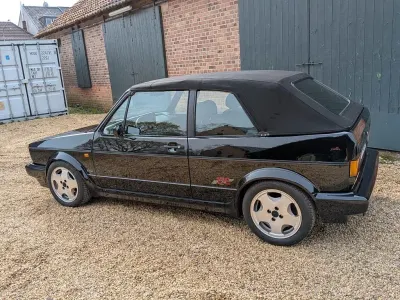 Gebraucht VW Golf Cabriolet Sportline 98 PS (72 kW) 1993 Schwarz Cabrio