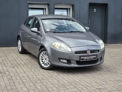Gebraucht Fiat Bravo Dynamic 105 PS (77 kW) 2009 Grau Kleinwagen