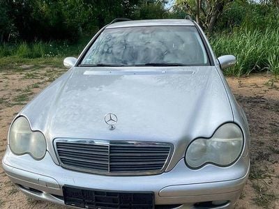 Mercedes C180