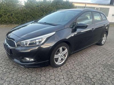 Gebraucht Kia Ceed Sportswagon Edition 7 99 PS (72 kW) 2013 Black pearl Kombi