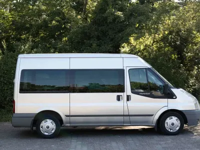 Gebraucht Ford Transit 110 PS (80 kW) 2009 Silber Van / Kleinbus