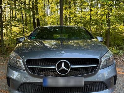 Brugt Mercedes 180 122 HK (89 kW) 2015 Grå Sedan