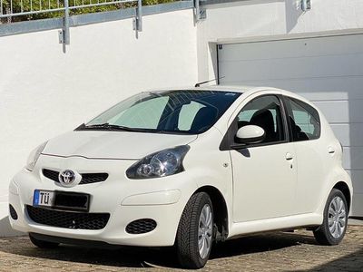 Usata Toyota Aygo Cool 68 CV (50 kW) 2010 Bianco Utilitaria
