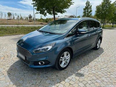 gebraucht Ford S-MAX 190PS Titanium 7Sitzer Leder +Winterreifen