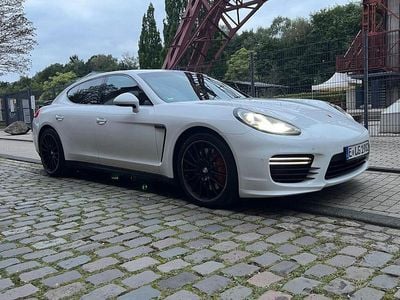 Porsche Panamera GTS