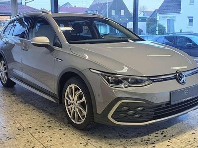 Gebraucht VW Golf Alltrack 200 PS (147 kW) 2021 Mondsteingrau Kombi