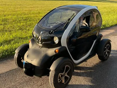 Gebraucht Renault Twizy 13 kW (18 PS) 2021 Schwarz Kleinwagen