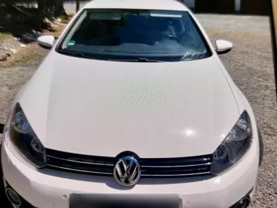 Gebraucht VW Golf 80 PS (58 kW) 2010 Weiß Coupé