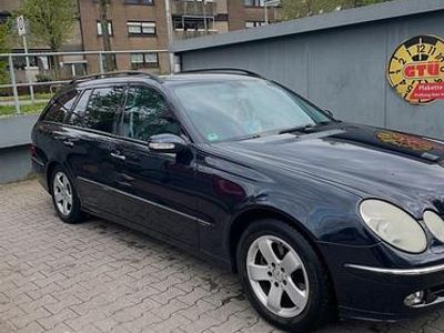 Mercedes E200