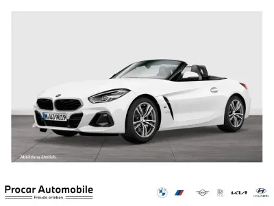 Gebraucht BMW Z4 Sport Line 197 PS (144 kW) 2024 Alpinweiss iii Cabrio