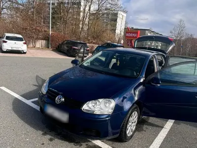 Gebraucht VW Golf V 2006 Grau Kleinwagen