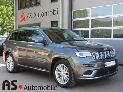 Gebraucht Jeep Grand Cherokee Summit 250 PS (183 kW) 2019 Granite crystal met. clear coa SUV